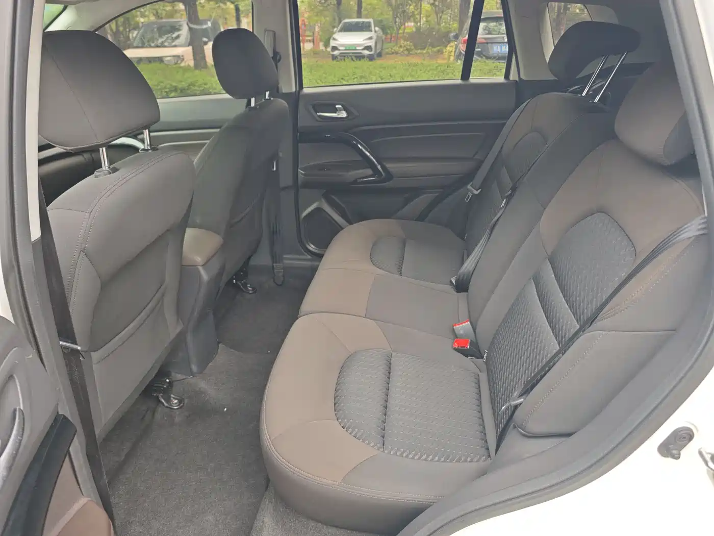 GAC Trumpchi Trumpchi GS4 2017 200T G-DCT 2WD Comfort фото 10