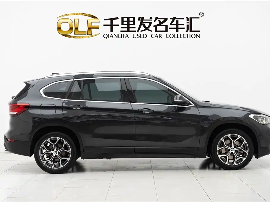 BMW X1 2022 sDrive25Li Leading фото 7