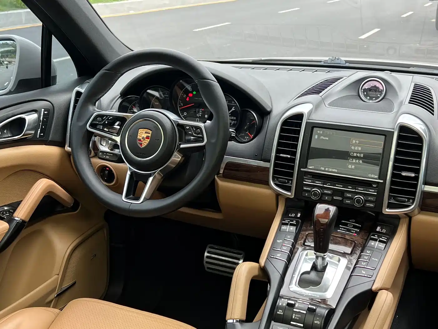 Porsche Cayenne 2015 Cayenne 3.0T фото 10