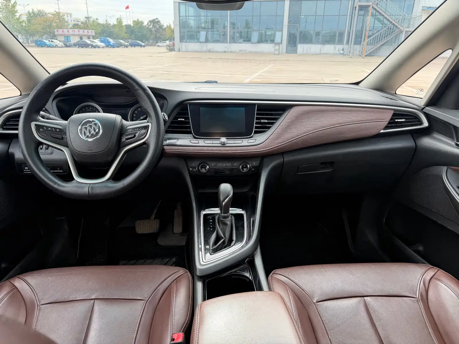 Фото 8 - Buick GL6