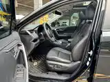Фото 10 - Toyota Wildlander