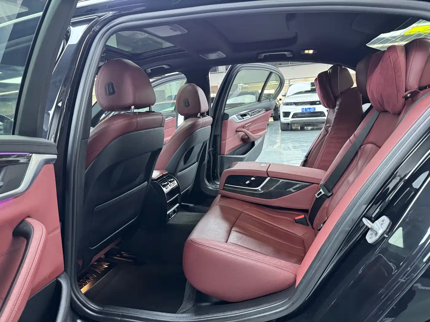 BMW 5 Series 2018 530Li Leading M Sport Package фото 15