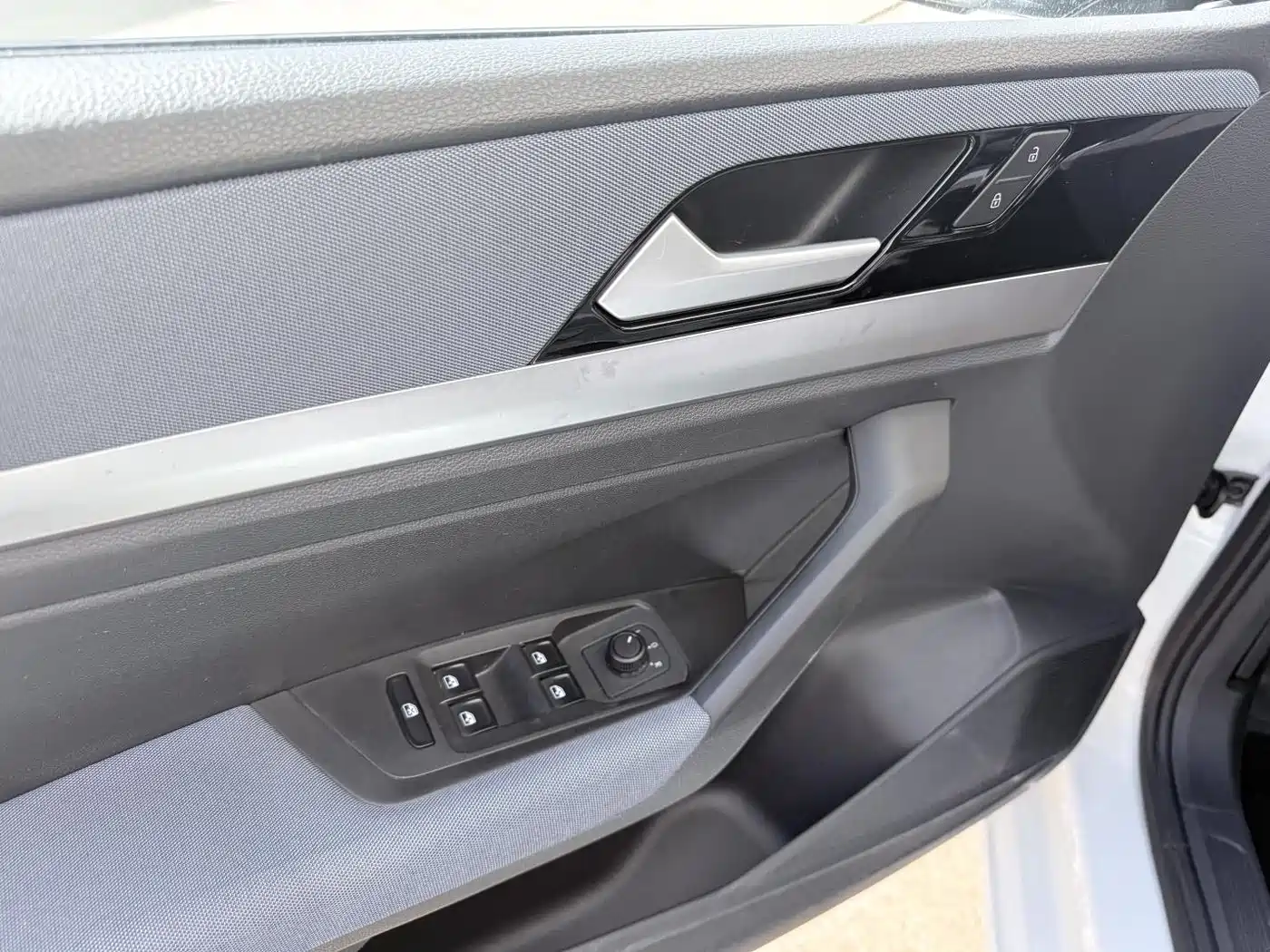 Volkswagen Lavida 2023 1.5L Auto Delight Edition фото 10