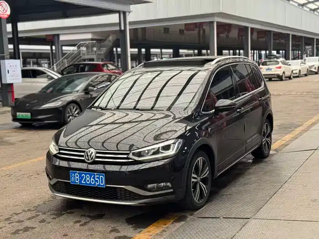 Volkswagen Touran 2018 Touran L 280TSI DSG Frontier Luxury Edition 6-Seater China V