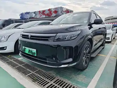 AITO M7
