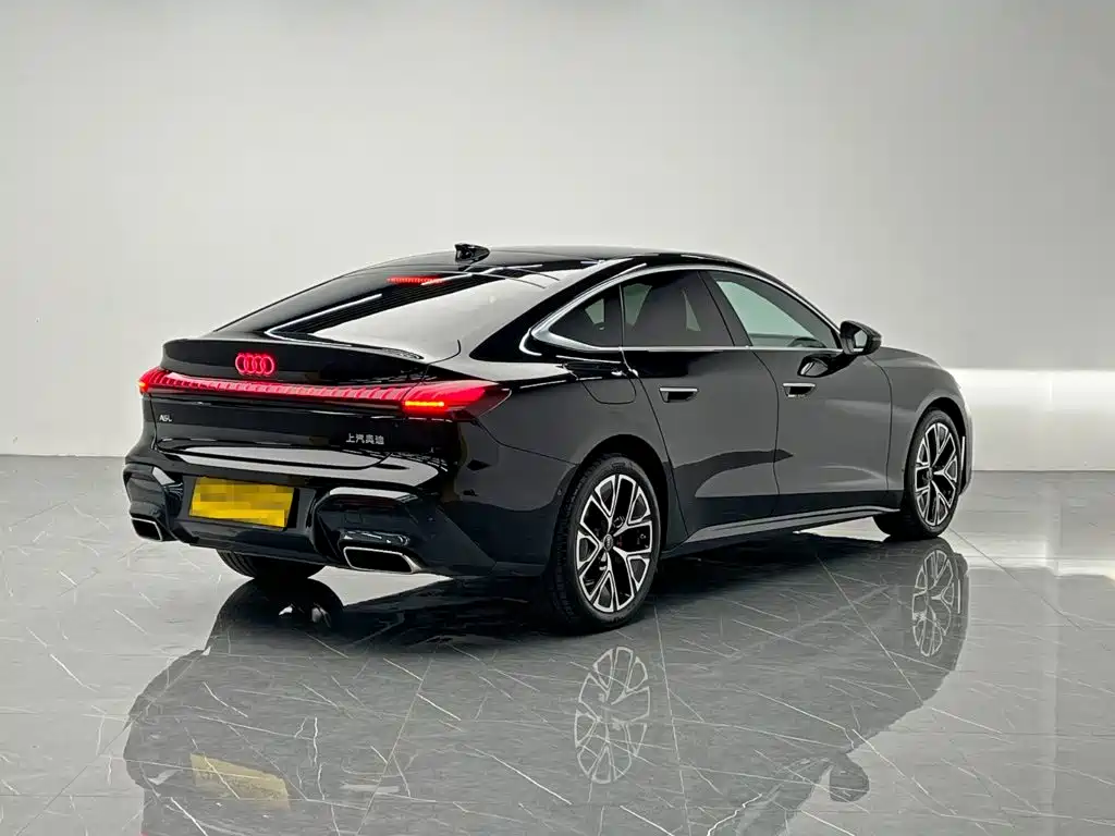صورة 6 - Audi A5L Sportback