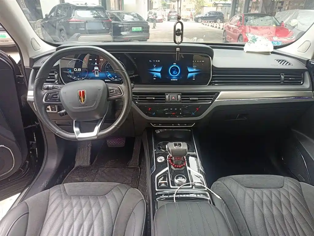 Hongqi HS5 2022 Facelift 2.0T Smart Flag Enjoyment Edition фото 6