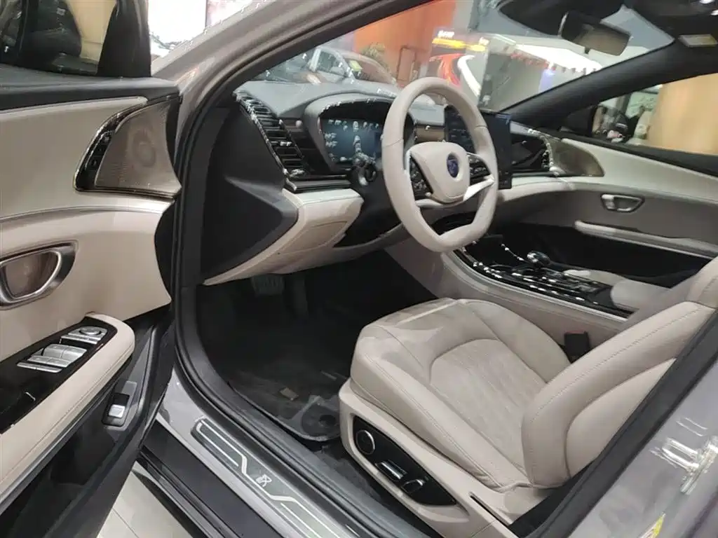 BYD HAN
