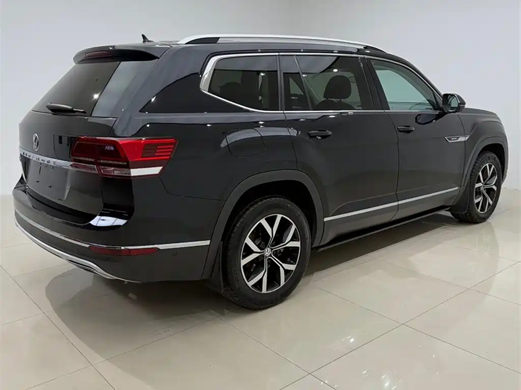 Volkswagen Teramont 2019 380TSI 4WD Luxury Edition China VI фото 11