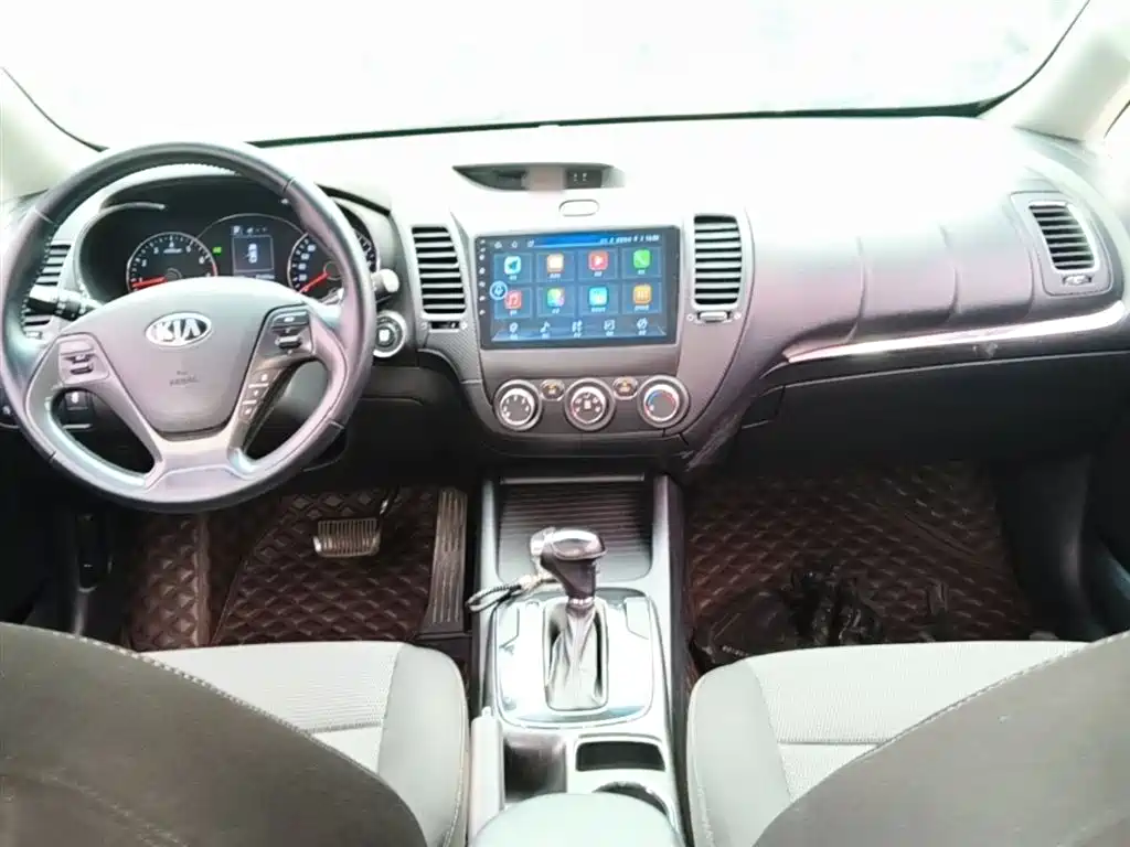 Kia K3 2016 1.6L Automatic GLS фото 6