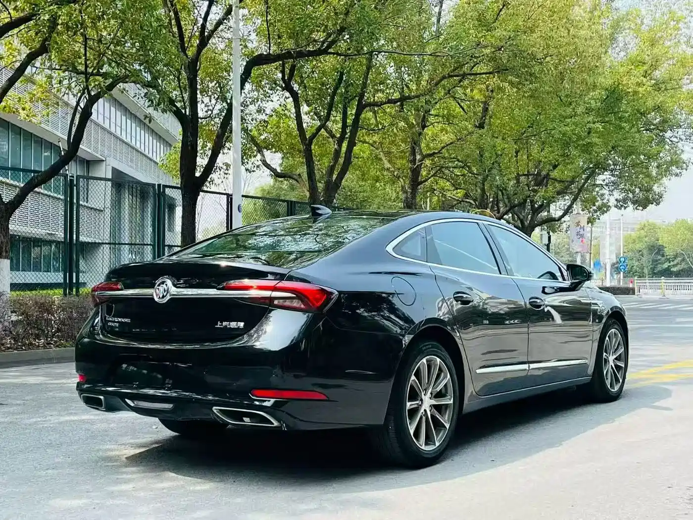 Buick LaCrosse 2021 652T Luxury Edition фото 9