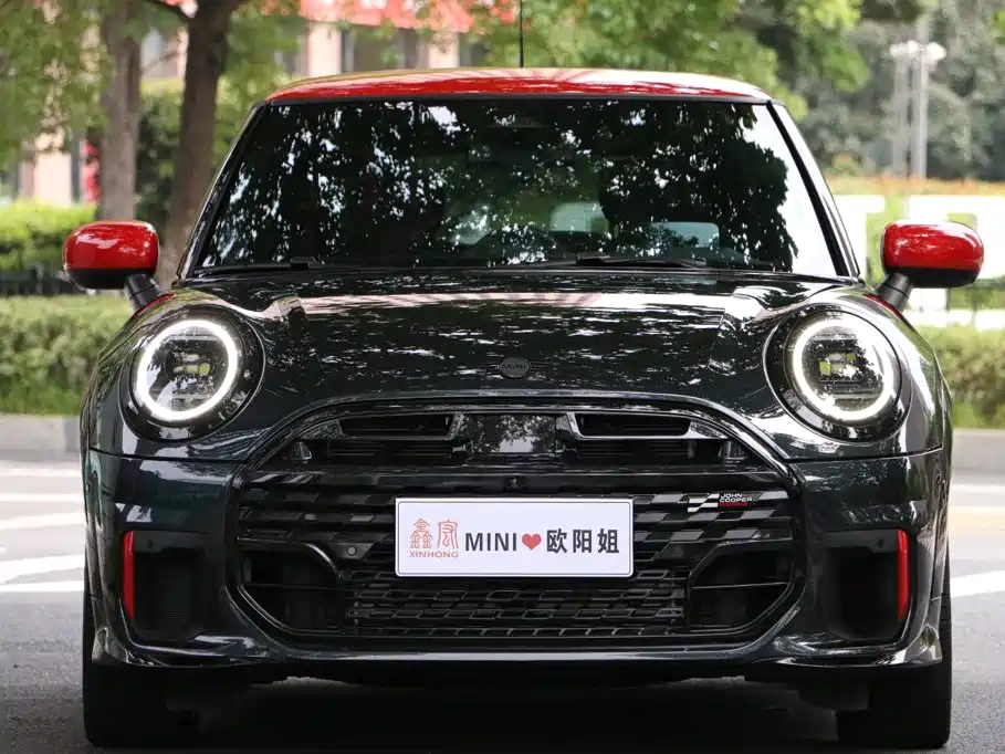 Фото 2 - MINI JCW