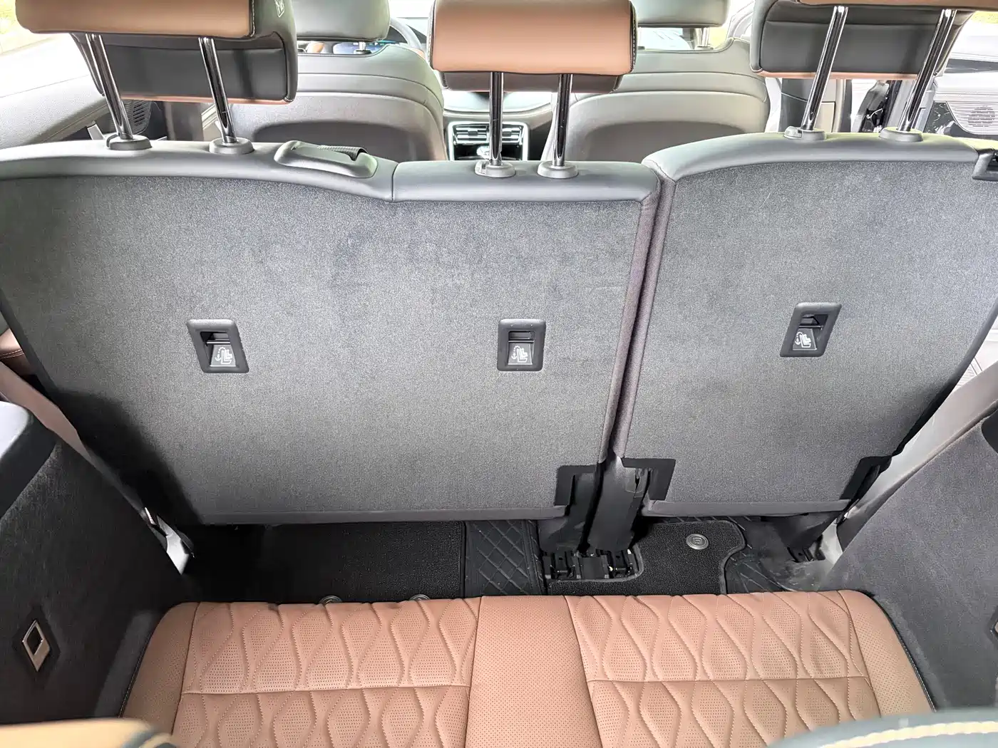 BYD Tang New Energy 2023 Model DM-i Champion Edition 112KM Deluxe фото 23