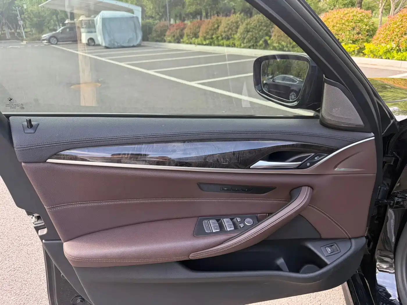 BMW 5 Series 2019 525Li M Sport Package фото 17