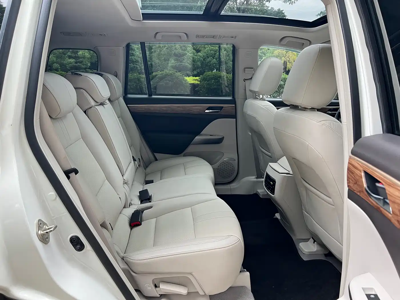 GAC Trumpchi Trumpchi GS8 2017 320T 2WD Luxury Smart Connect (7-seater) фото 14