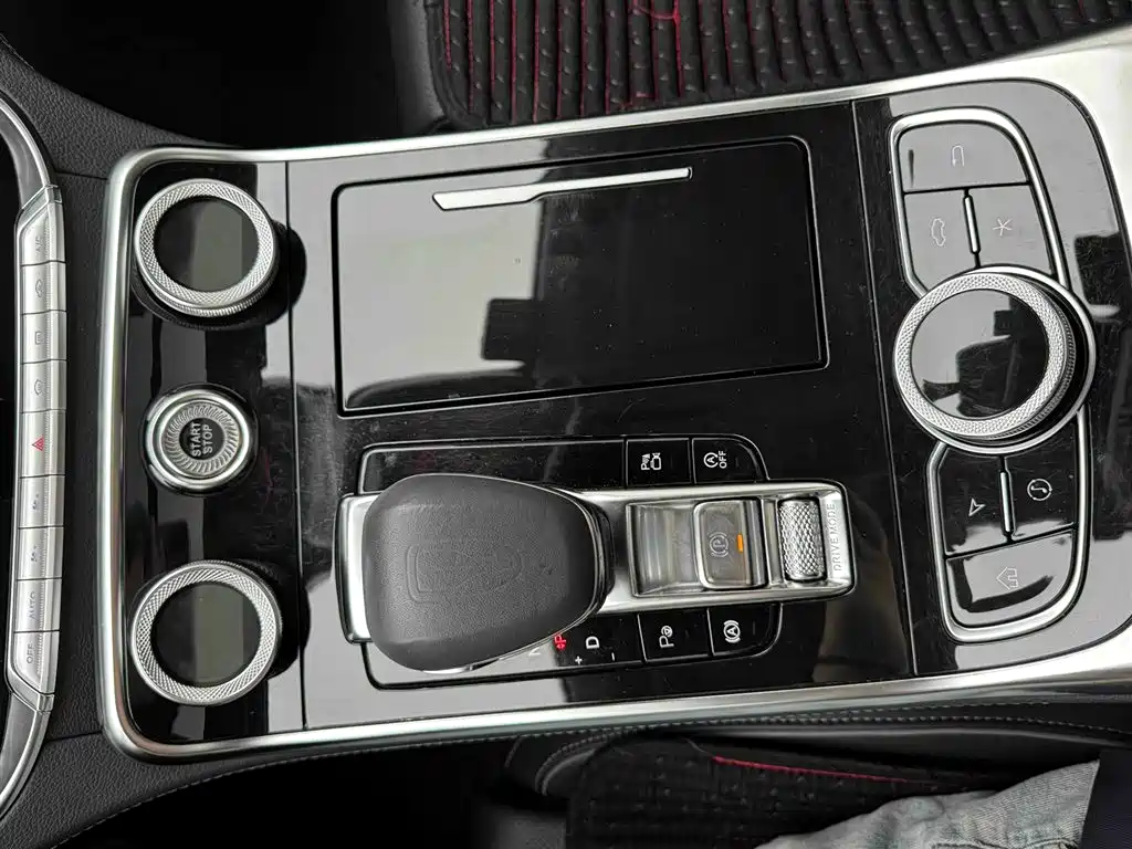 Hongqi H9 2020 3.0T Smart Connection Qi Chang Edition фото 18