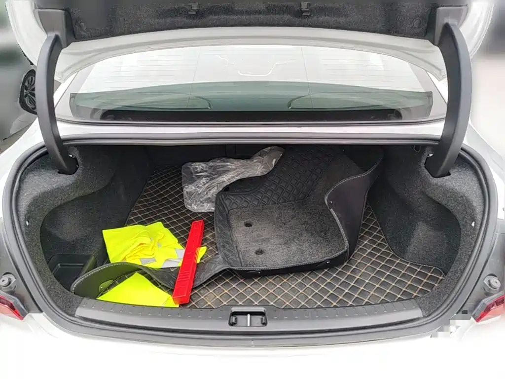Photo 24 - Volvo S60