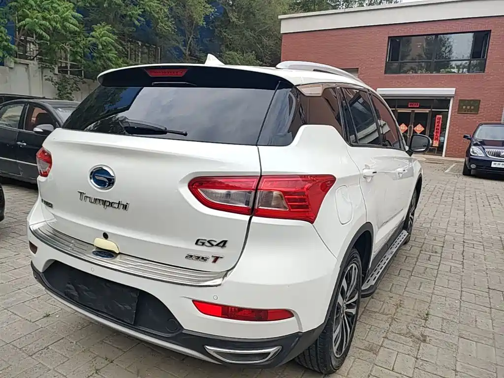 GAC Trumpchi Trumpchi GS4 2017 235T Automatic 2WD Luxury Smart Connected Edition фото 7