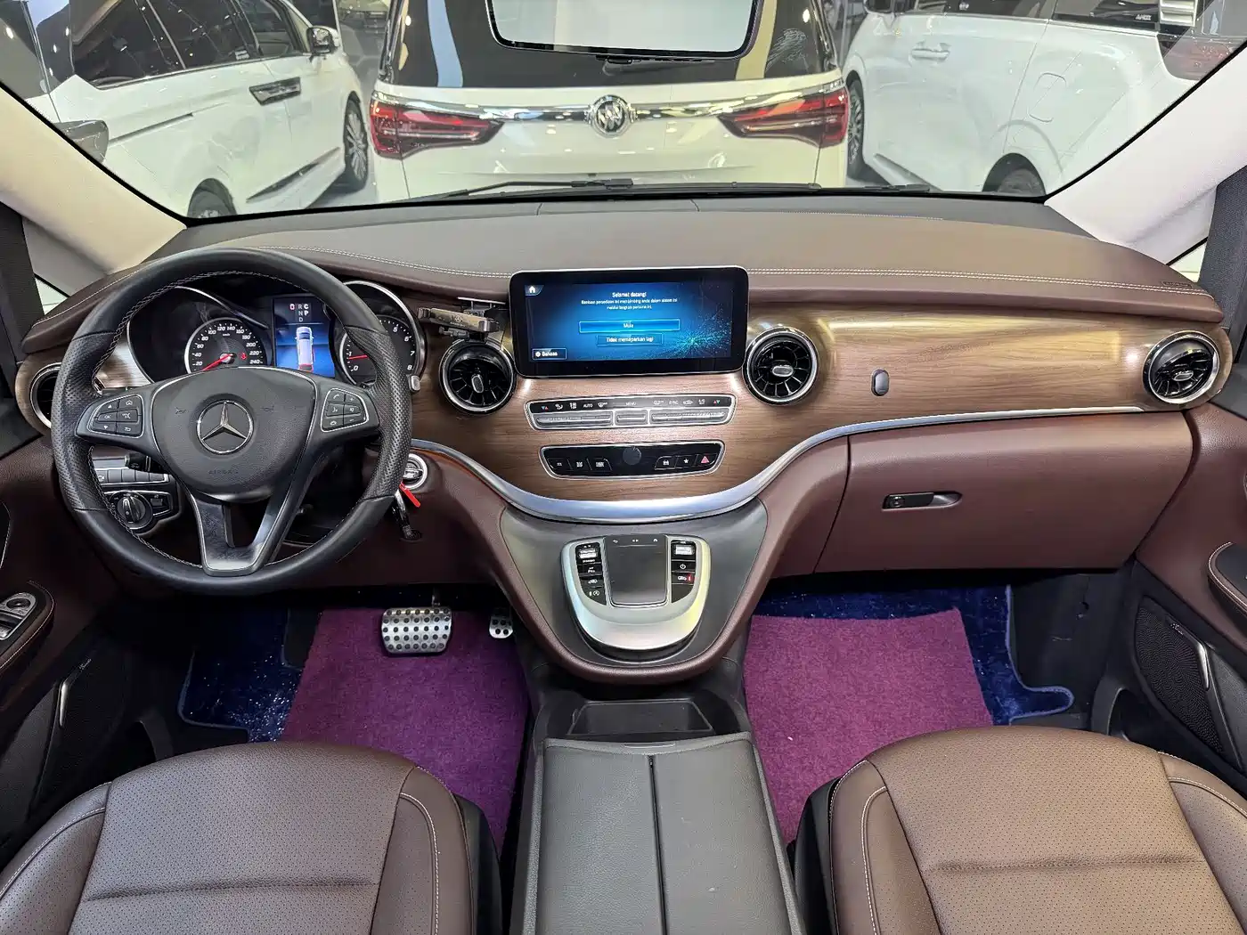 MERCEDES-BENZ V CLASS