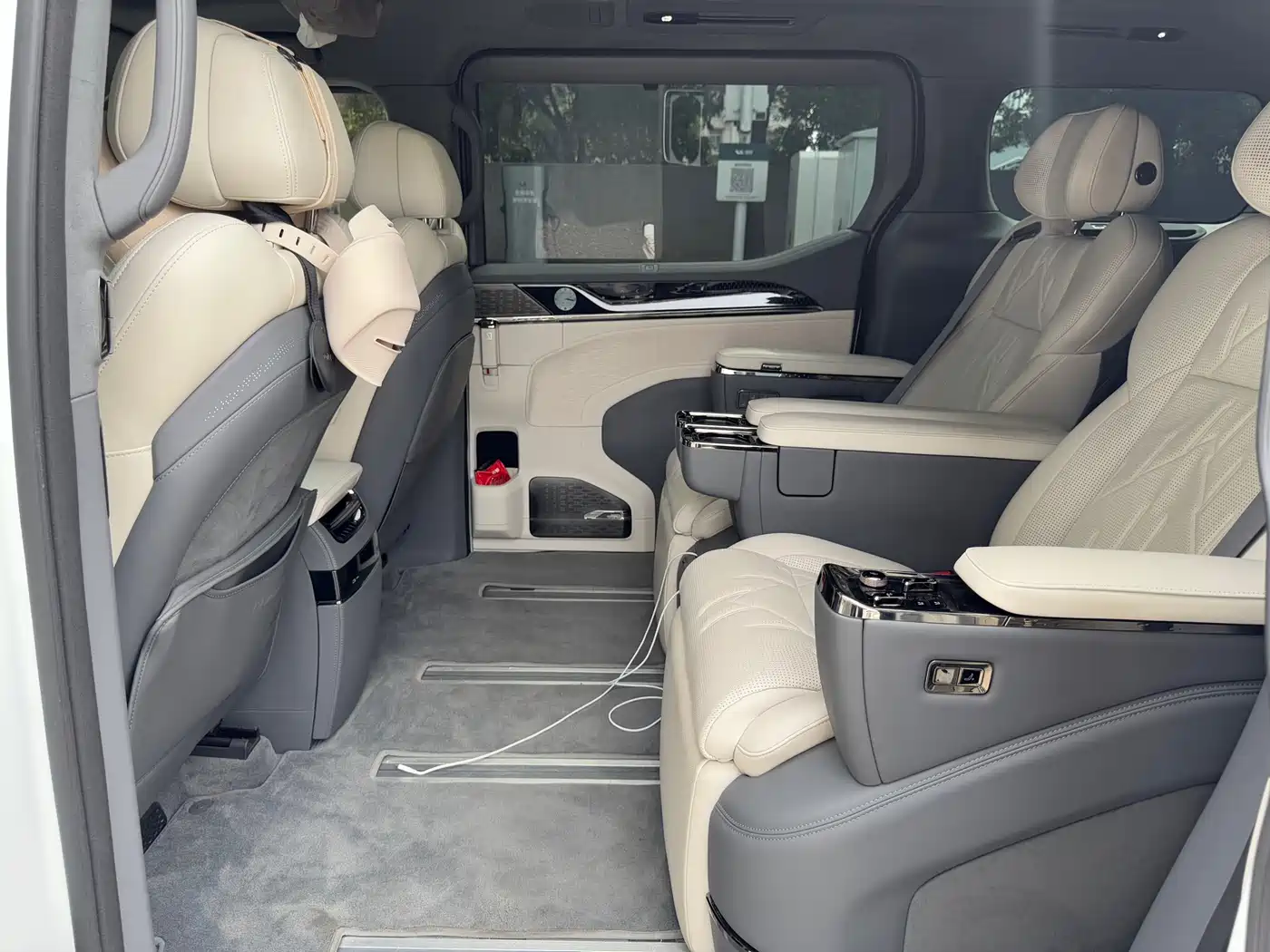 ZEEKR EXTREME KRYPTON 009