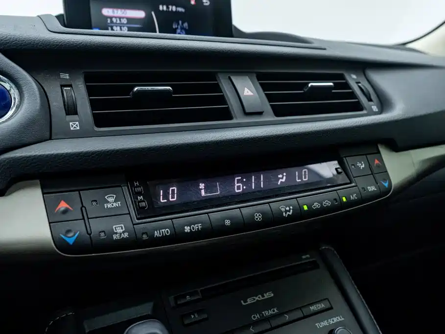Lexus CT 2018 2017 CT200h Comfort (Single Color, China V)