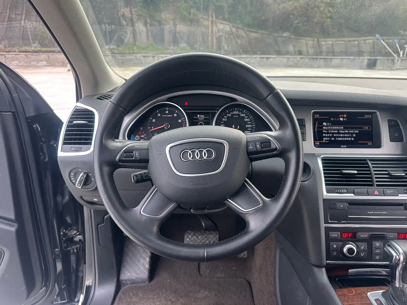 Audi Q7 2013 35 TFSI Technology фото 17