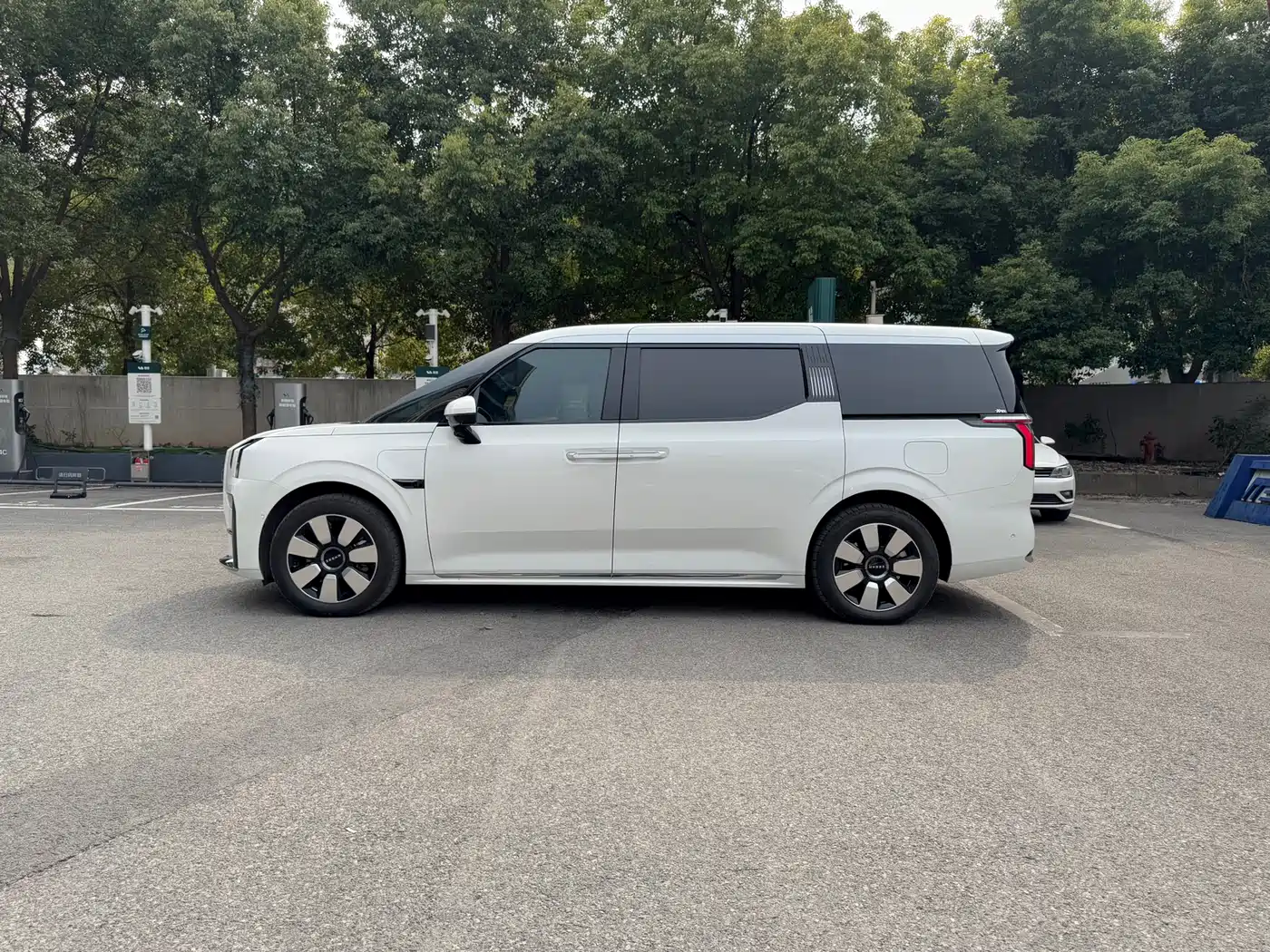 ZEEKR EXTREME KRYPTON 009