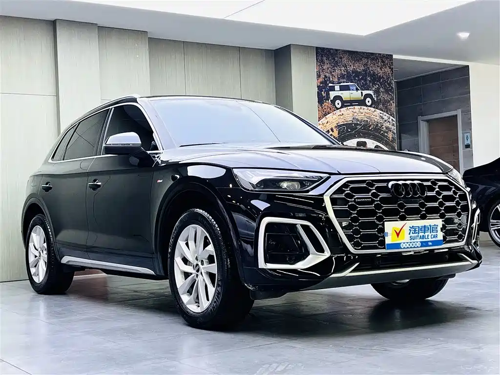 Audi Q5L 2022 40T Luxury Dynamic фото 3