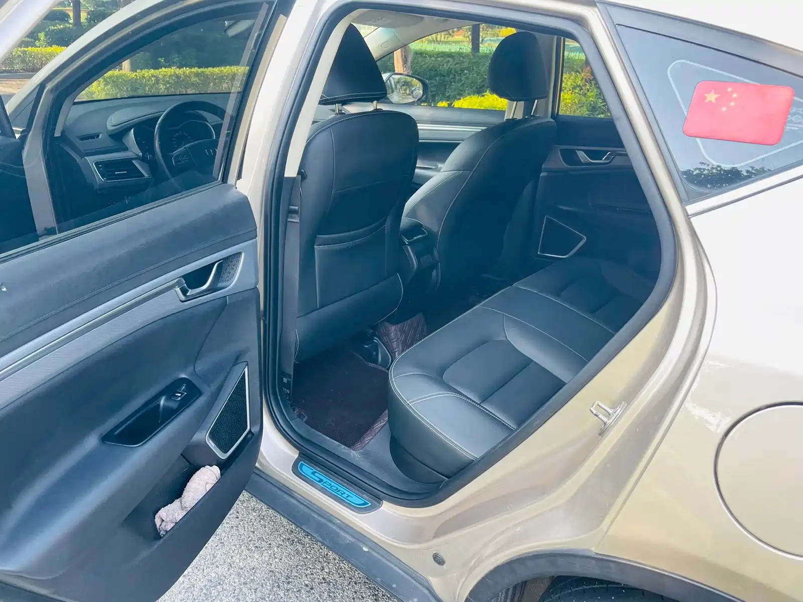 Фото 6 - Geely Emgrand GS