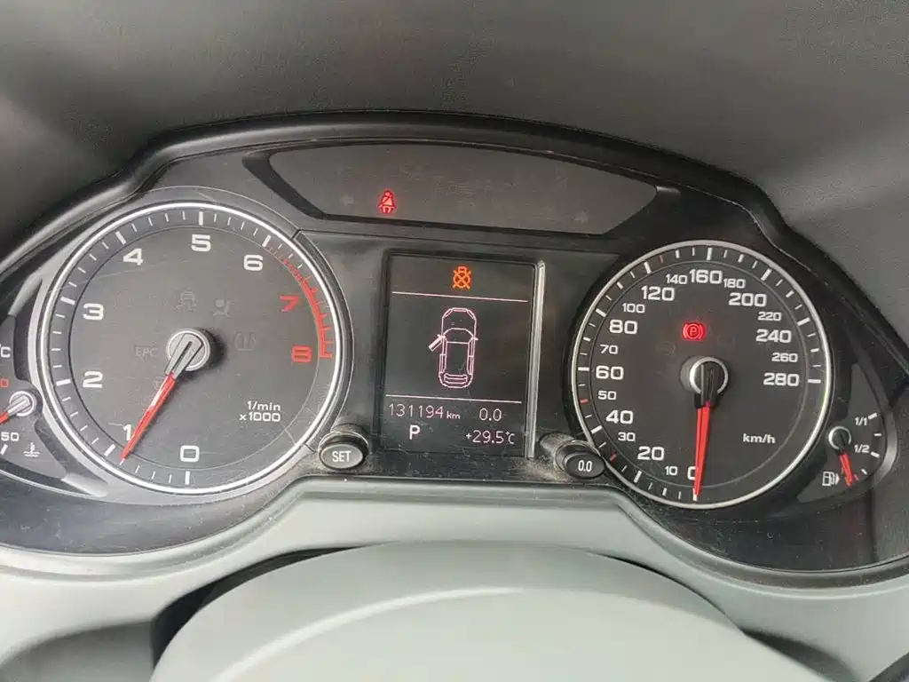 Photo 4 - Audi Q5