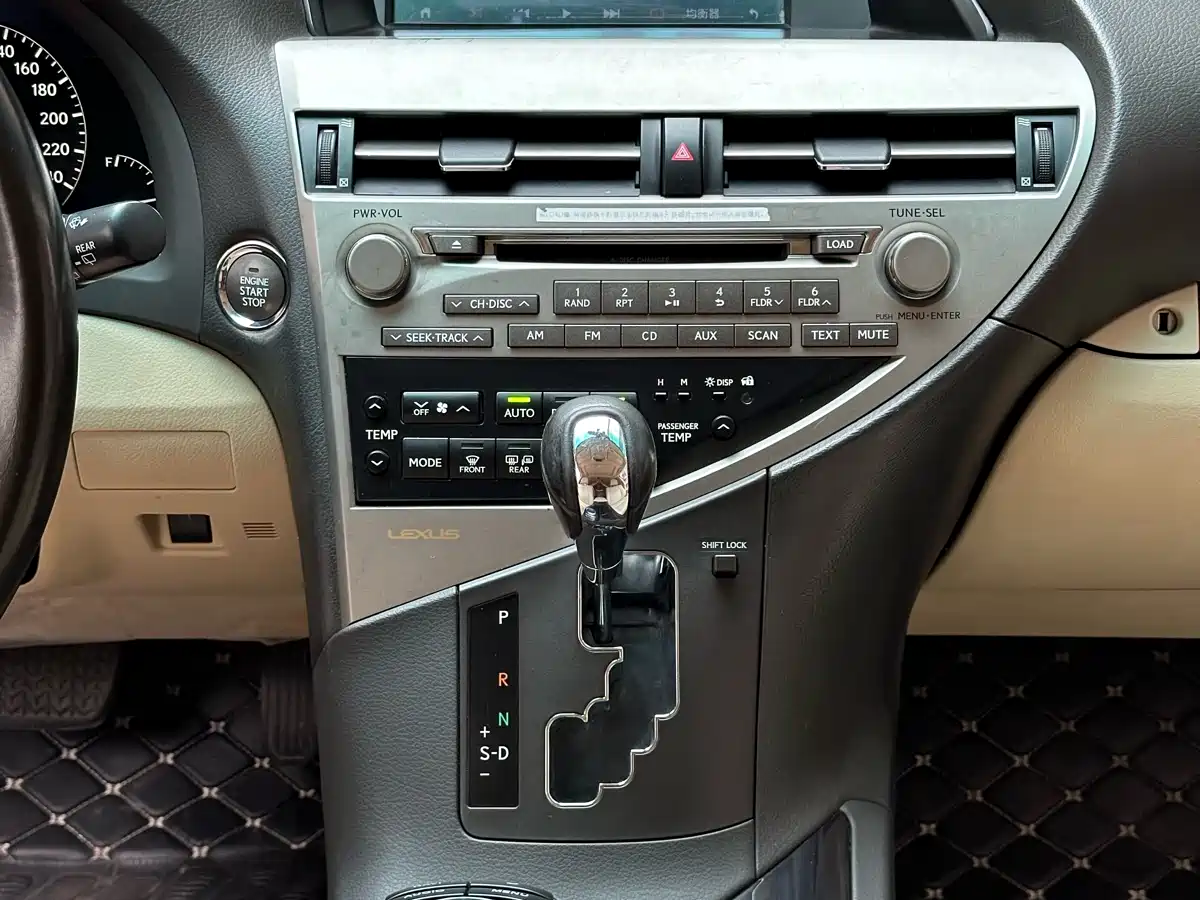 Lexus RX Classic 2010 350 Elegance Edition фото 7