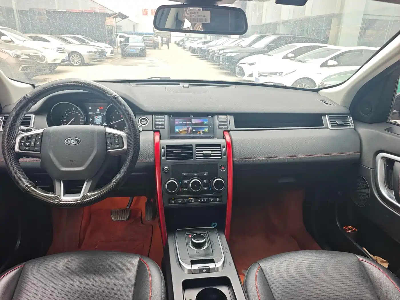 Land Rover Discovery Sport 2019 240PS SE Edition China V фото 4
