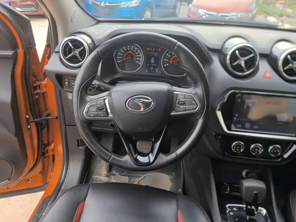 Soueast DX3 2018 2016 Model 1.5T CVT Flagship Type