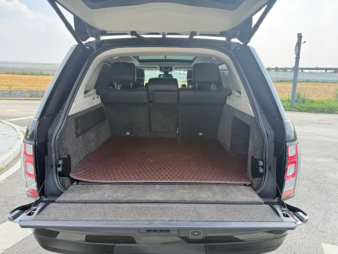 Land Rover Range Rover 2017 3.0 SC V6 Vogue LWB (Long Wheelbase) фото 33