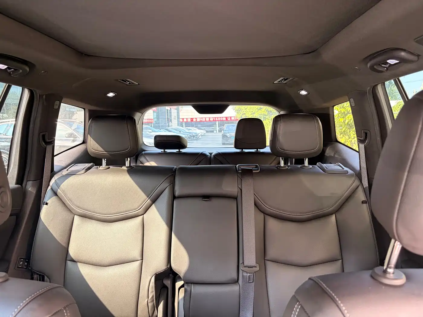 Cadillac XT6 2022 2.0T 6-Seater 4WD Luxury Edition фото 5