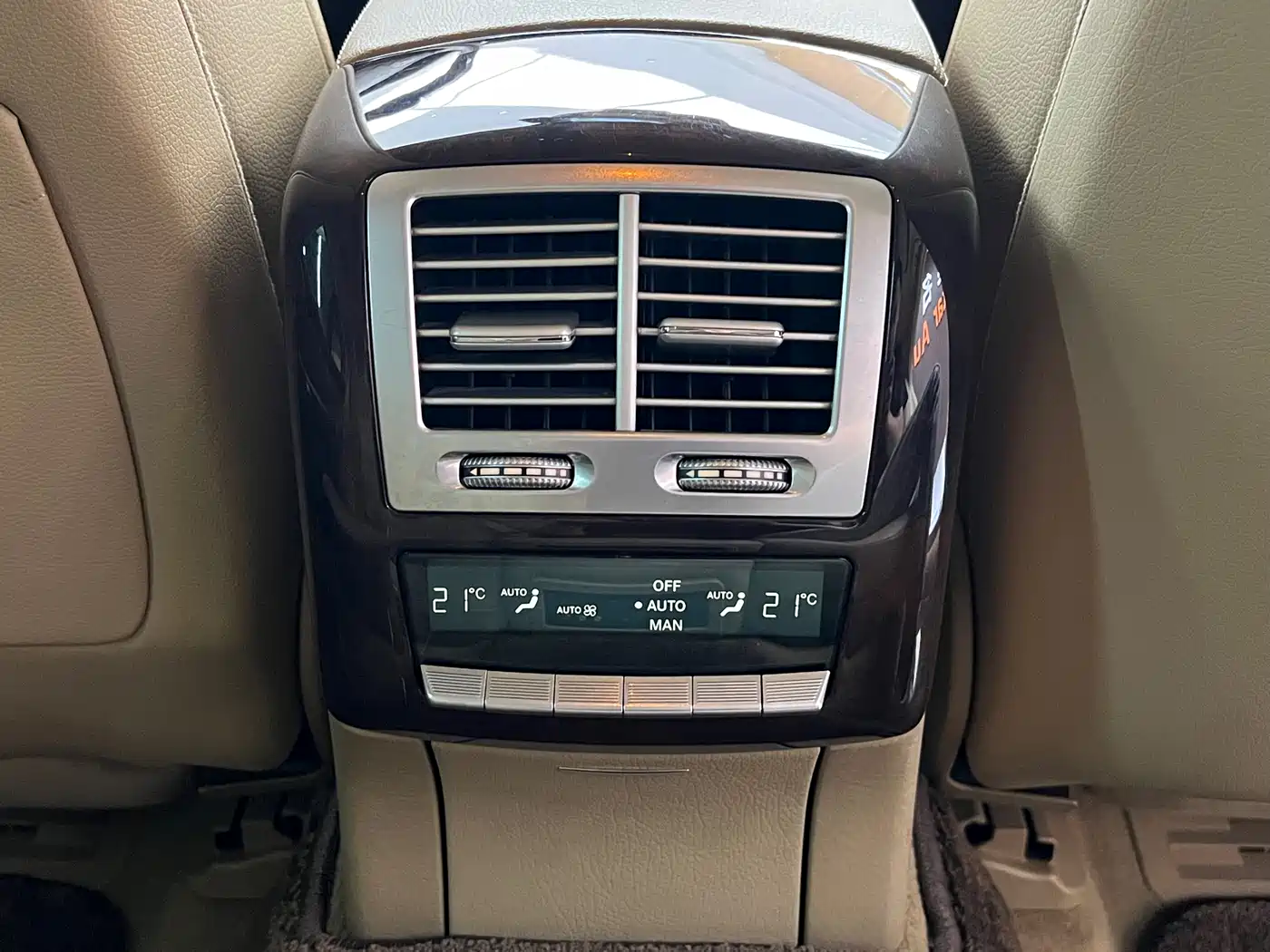 Mercedes-Benz S-Class 2012 S 400 L HYBRID Grand Edition фото 31