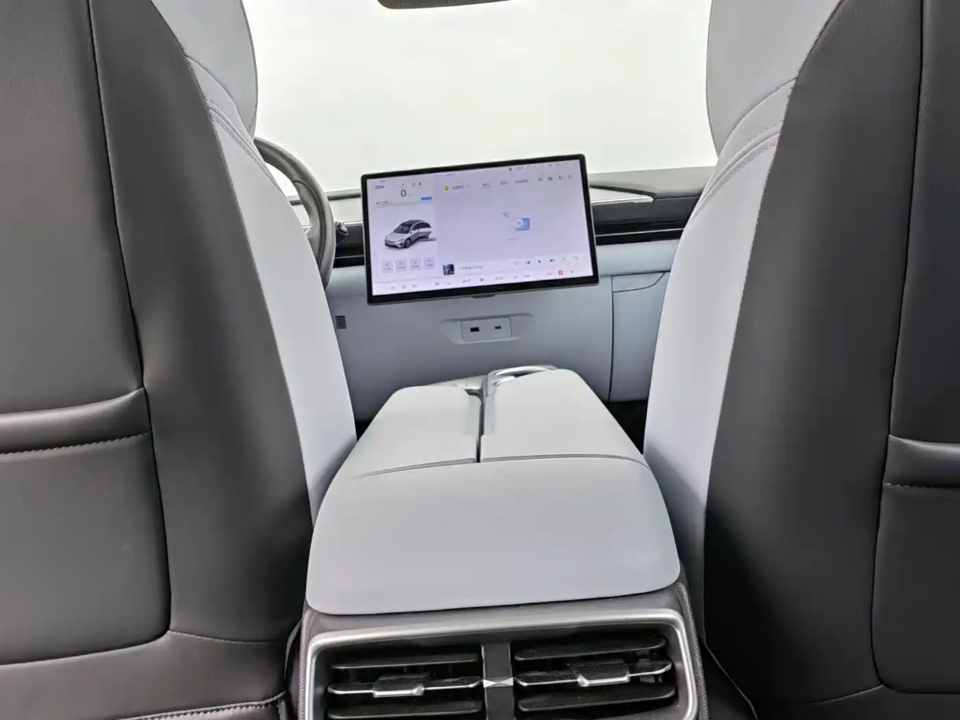 ARCFOX EXTREME FOX POLAR FOX ALPHA T5