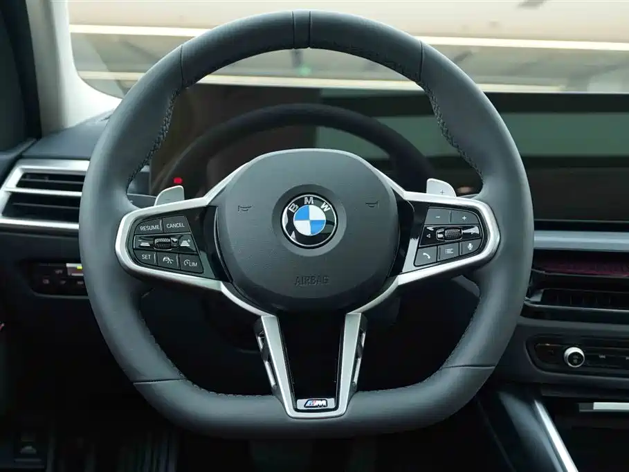 BMW 3 Series 2024 325Li M Sport Package фото 17