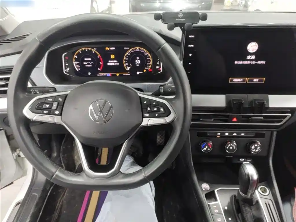 Volkswagen Lavida 2024 Model 1.5L Automatic Starlight 5 Million Edition фото 10