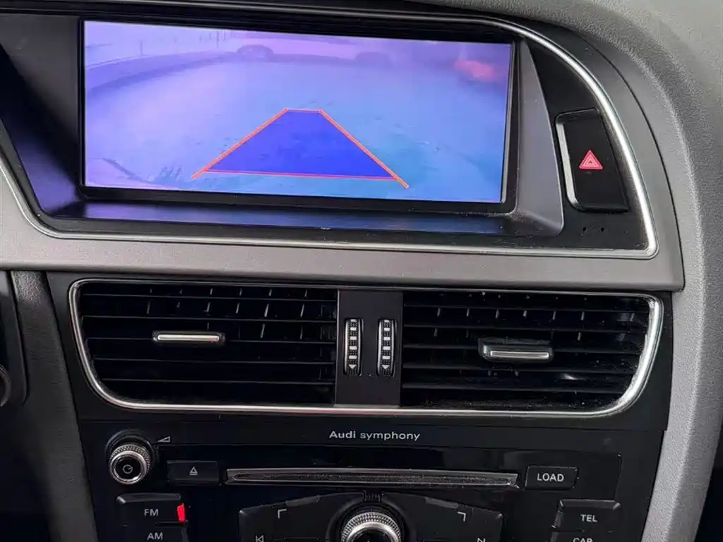 Audi A4L 2013 30 TFSI Automatic Comfort фото 6