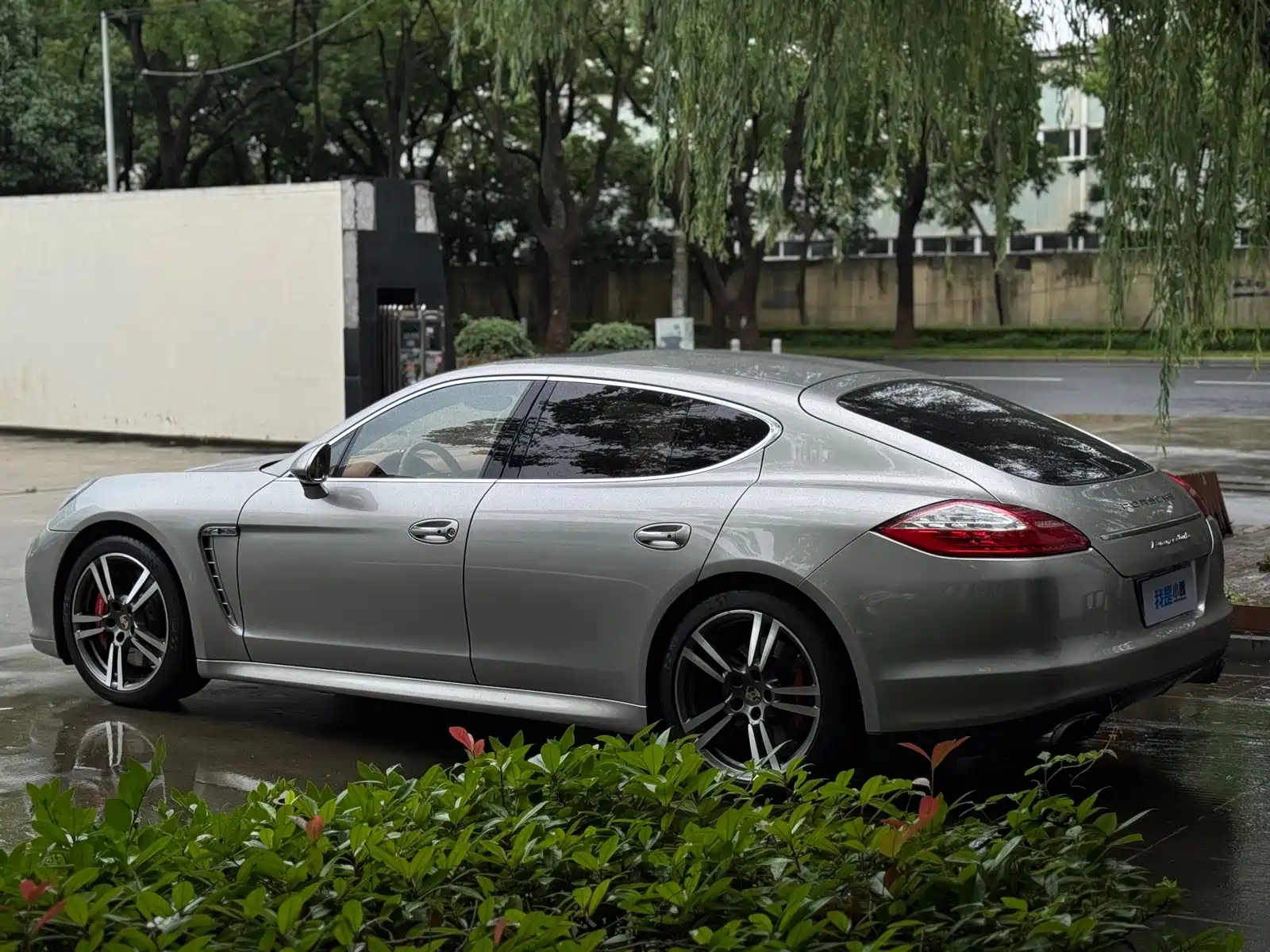 صورة 7 - Porsche Panamera