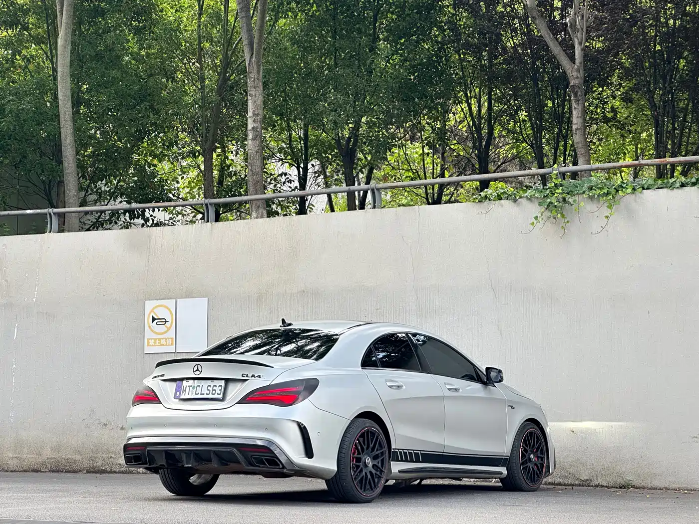 Mercedes-Benz CLA (Import) 2017 CLA 220 4MATIC фото 9