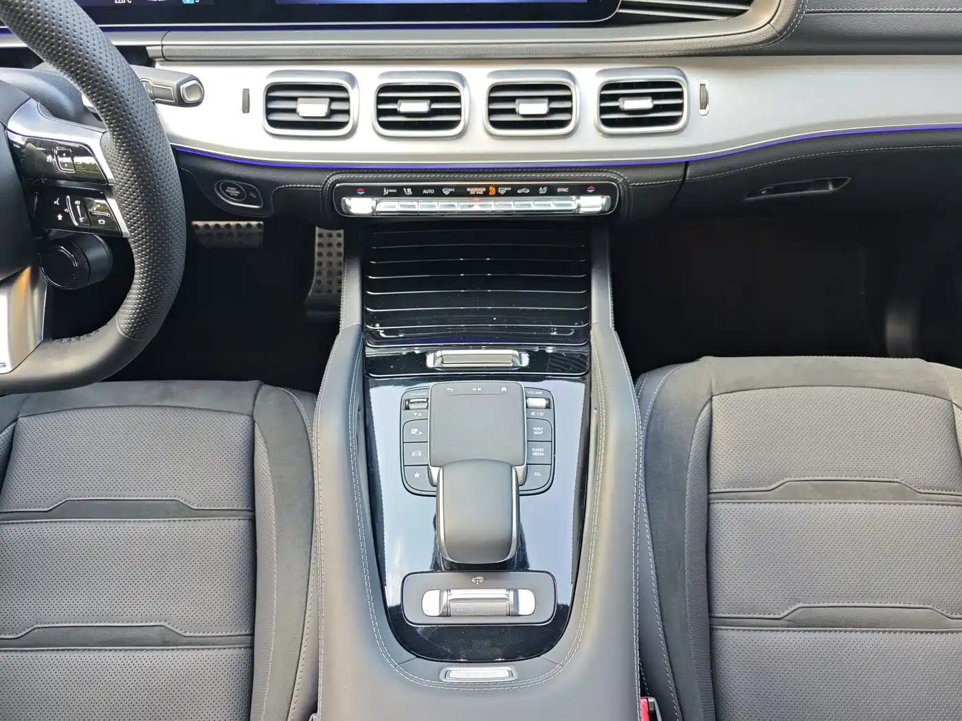Mercedes-Benz GLE AMG 2024 AMG GLE 53 4MATIC+ фото 13