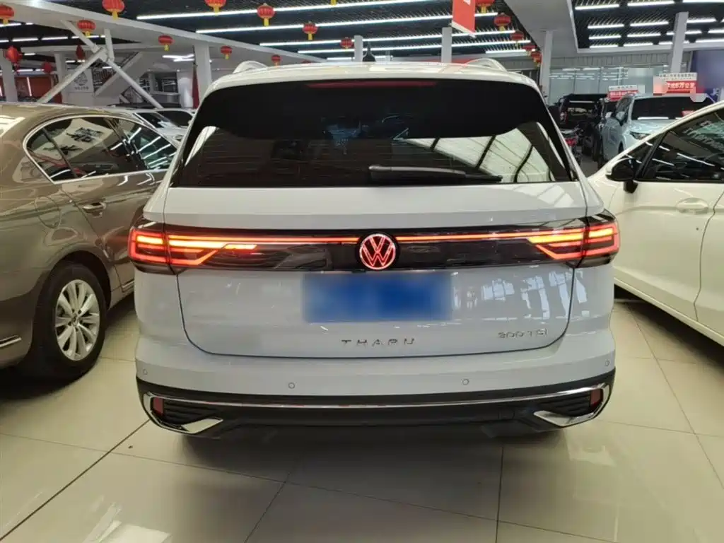 Volkswagen Tharu 2023 300TSI 2WD Bright Moon Edition фото 6