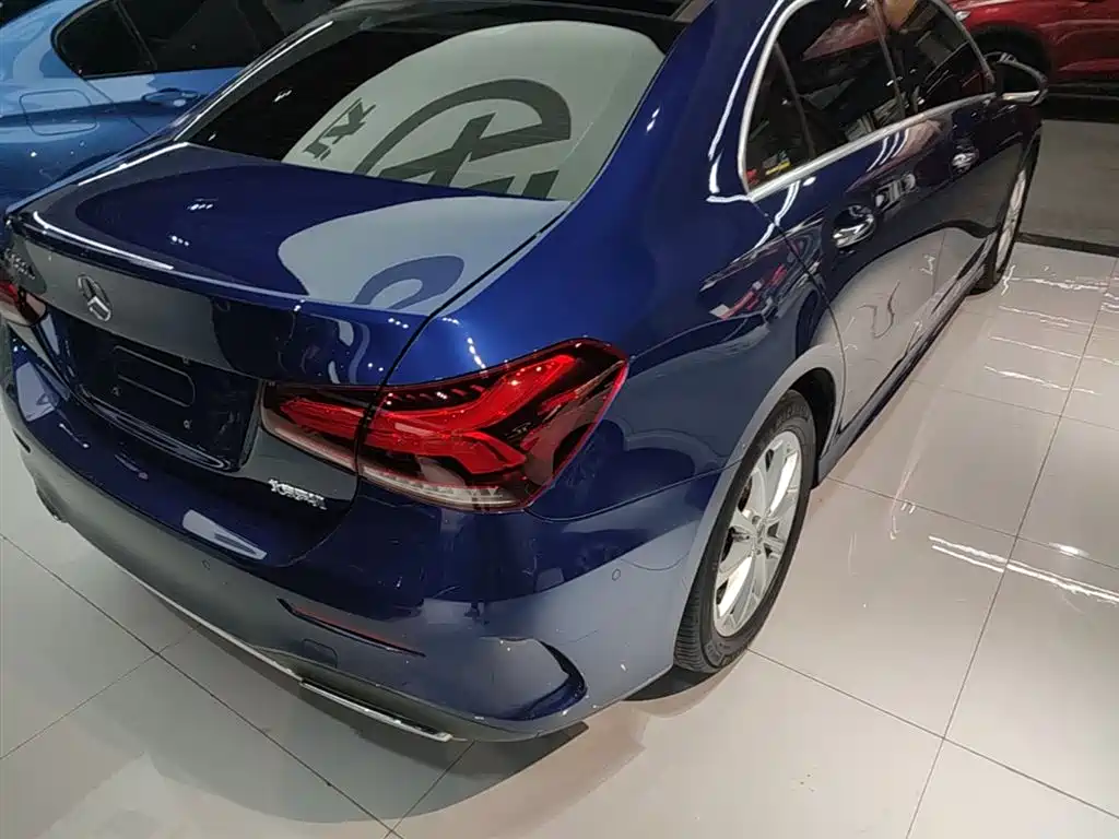 MERCEDES-BENZ CLASS A