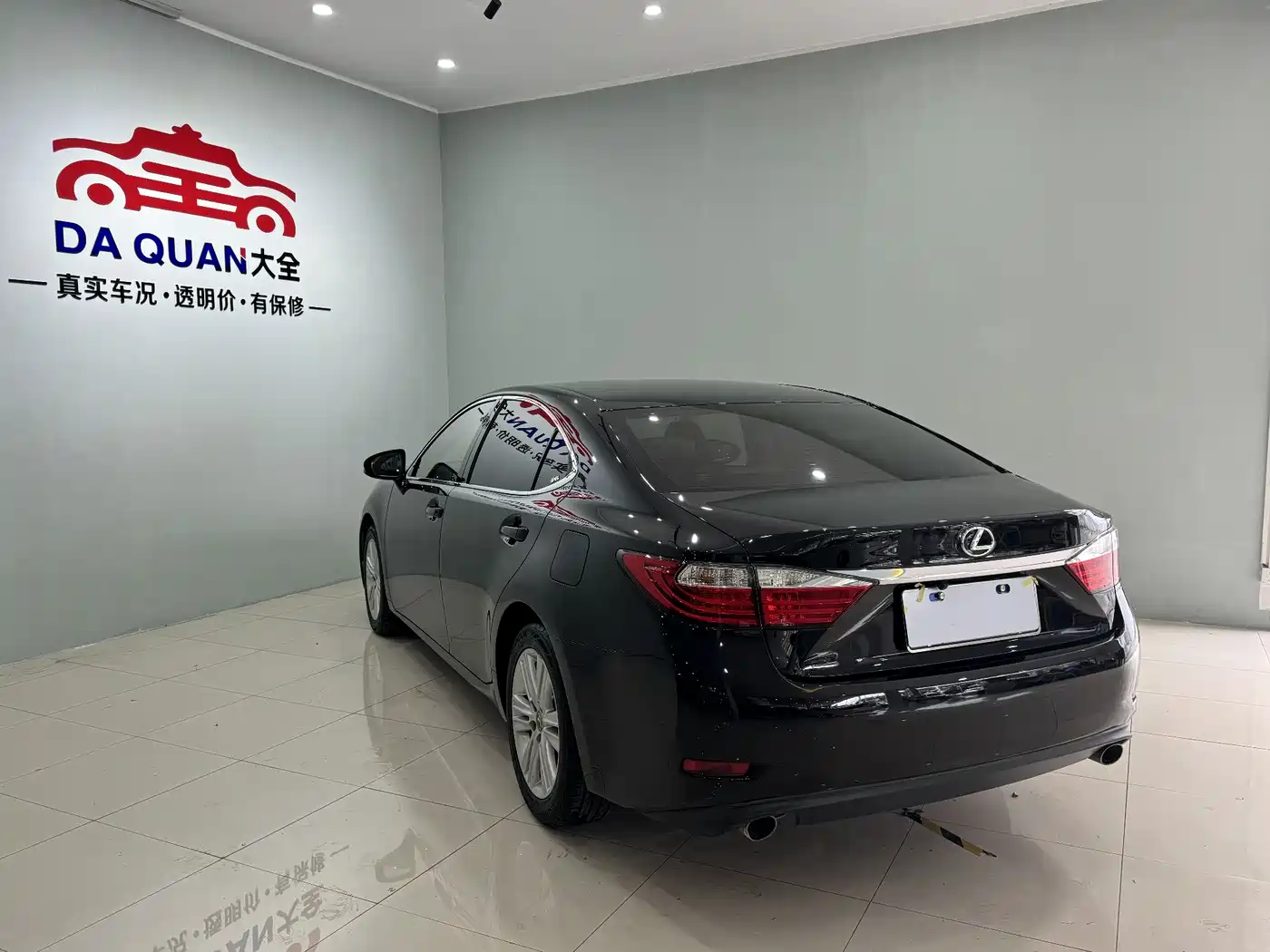 Lexus ES 2013 250 Elite Edition фото 15