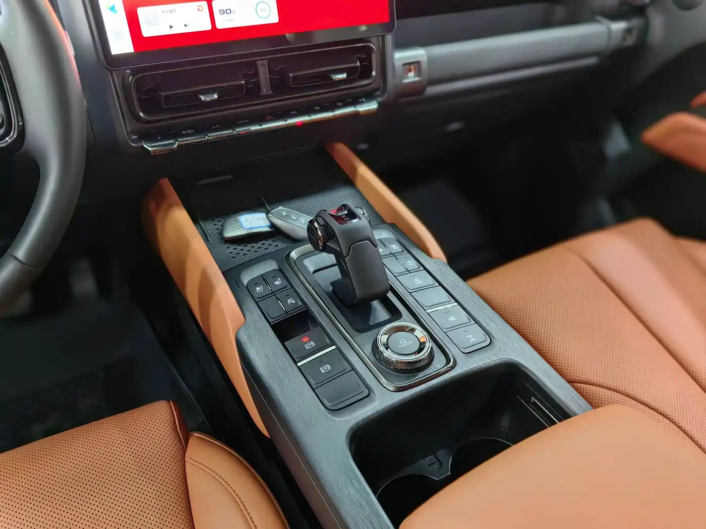 Haval H9 2024 2.0T Gasoline AWD Pioneer Edition фото 12