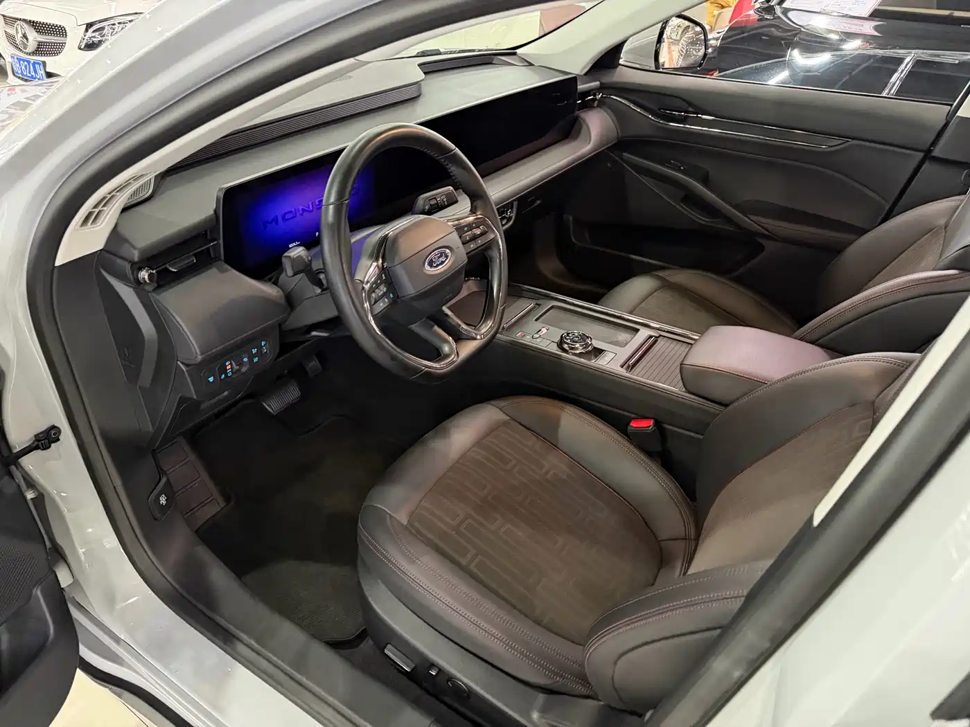 FORD MONDEO