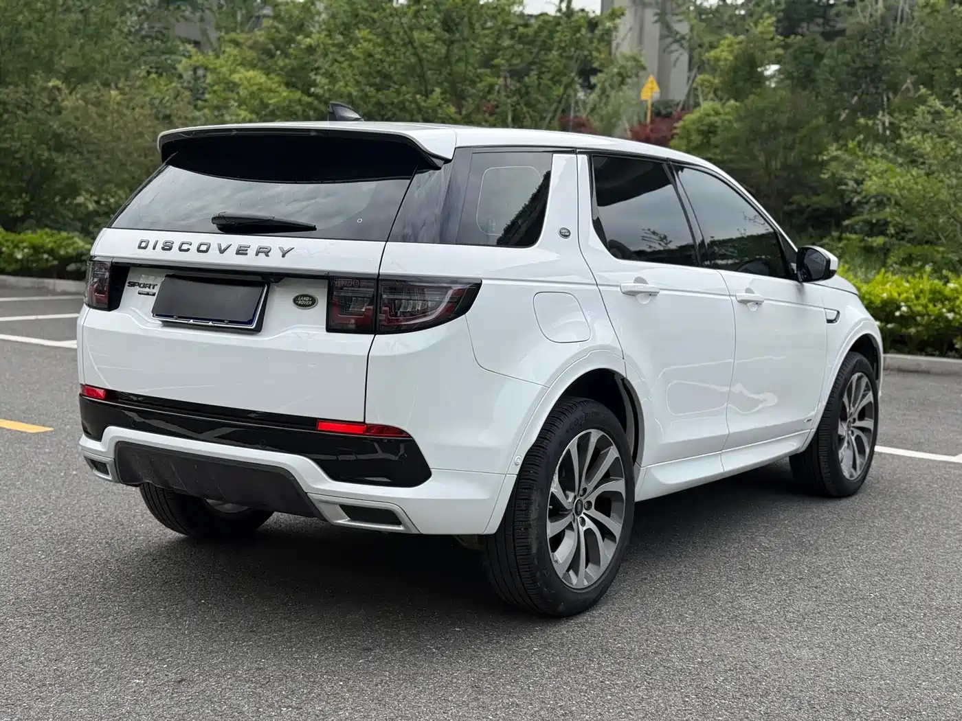 Land Rover Discovery Sport 2020 249PS R-Dynamic Performance Tech 5-seater фото 4
