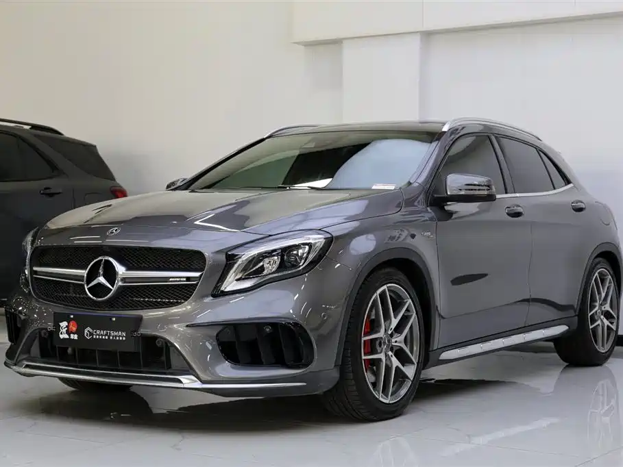 Mercedes-Benz GLA AMG 2017 Facelift AMG GLA 45 4MATIC фото 18